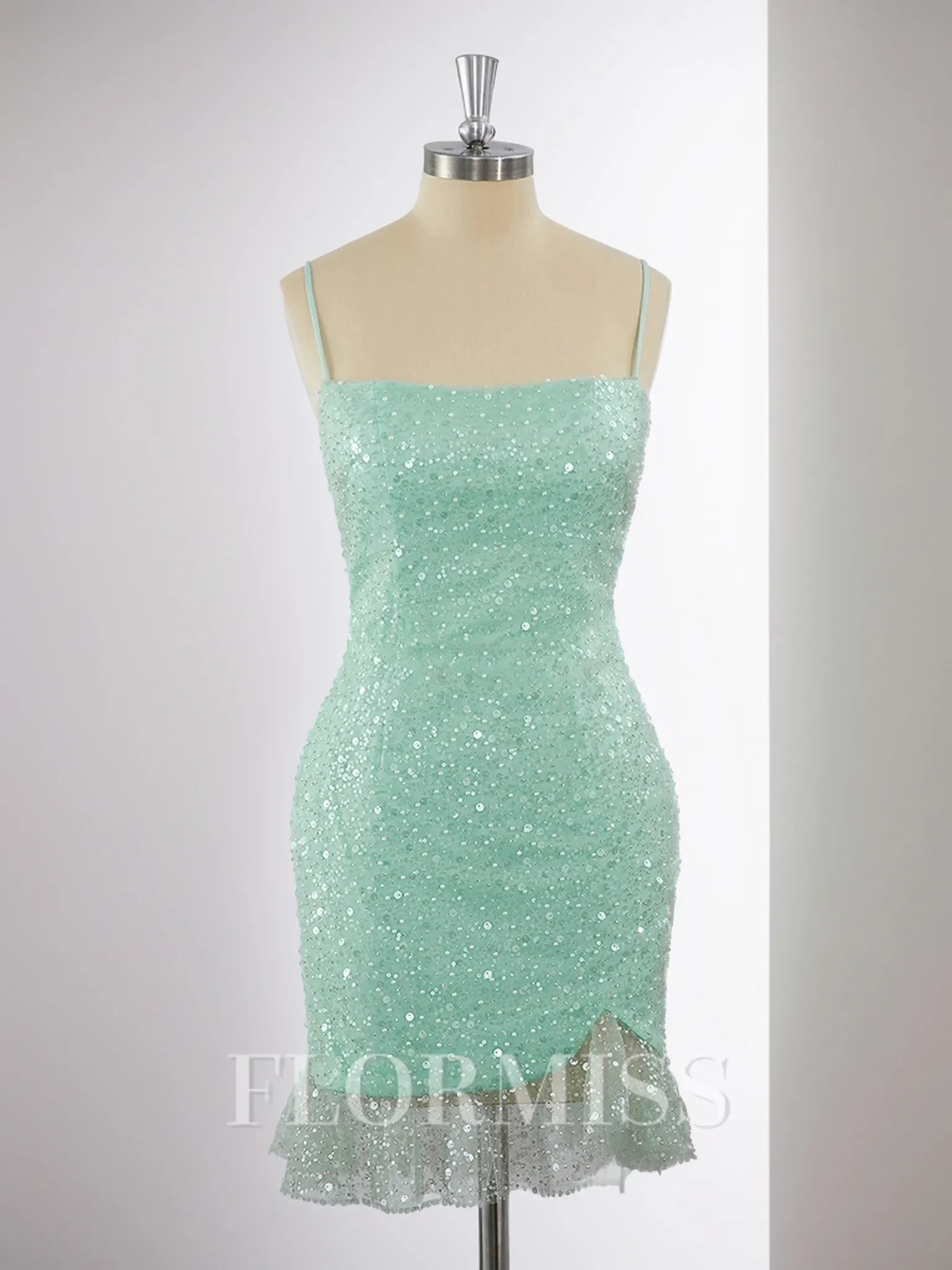 Sheath Lace Spaghetti Straps Sequin Short/Mini Homecoming Dress