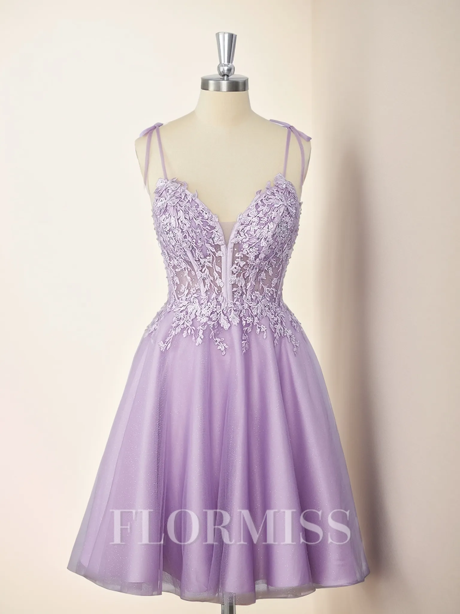 A-line Tulle Spaghetti Straps Appliques Lace Corset Short/Mini Homecoming Dress