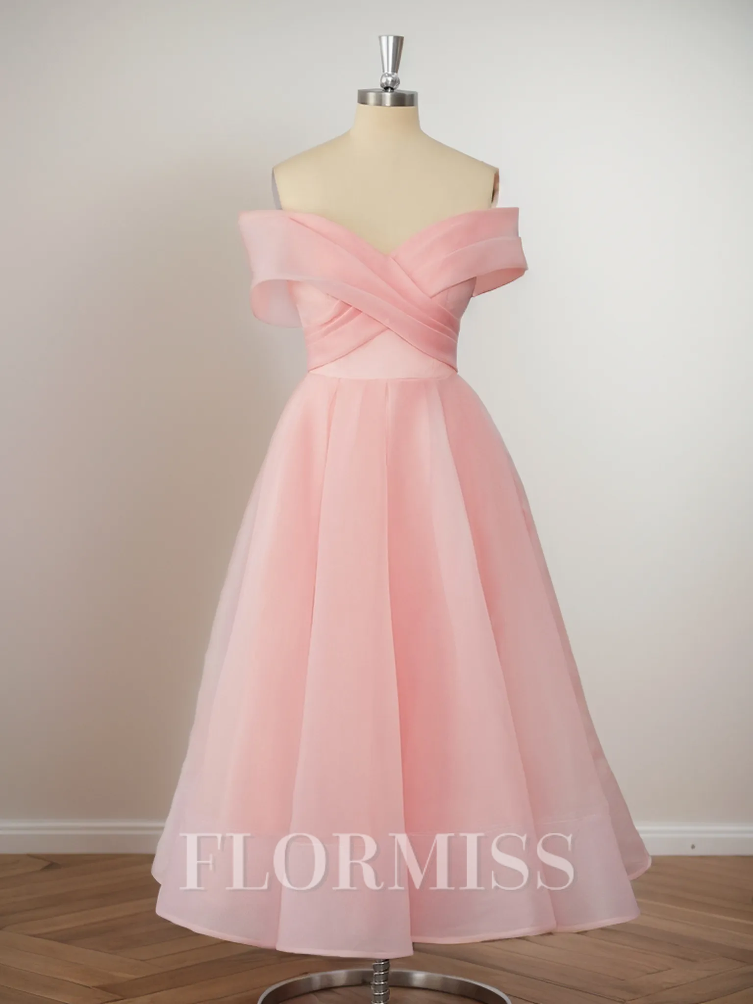 A-line Organza Off-the-Shoulder Pleated Tea-Length Homecoming Dress