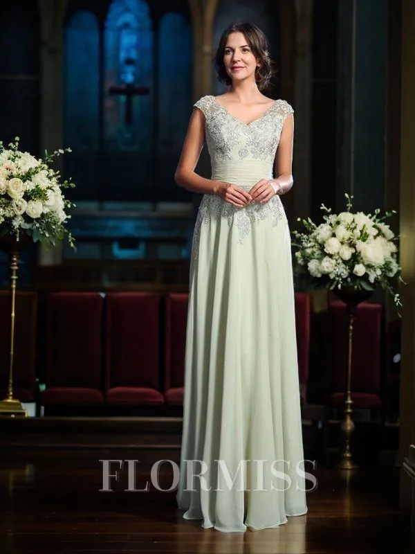 A-Line/Princess V-neck Floor-Length Chiffon Mother of the Bride Dresses With Appliques Lace