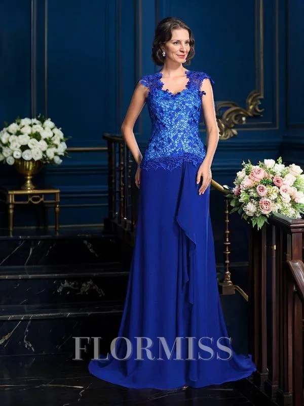 A-Line/Princess V-neck Sweep Train Chiffon Mother of the Bride Dresses With Appliques Lace
