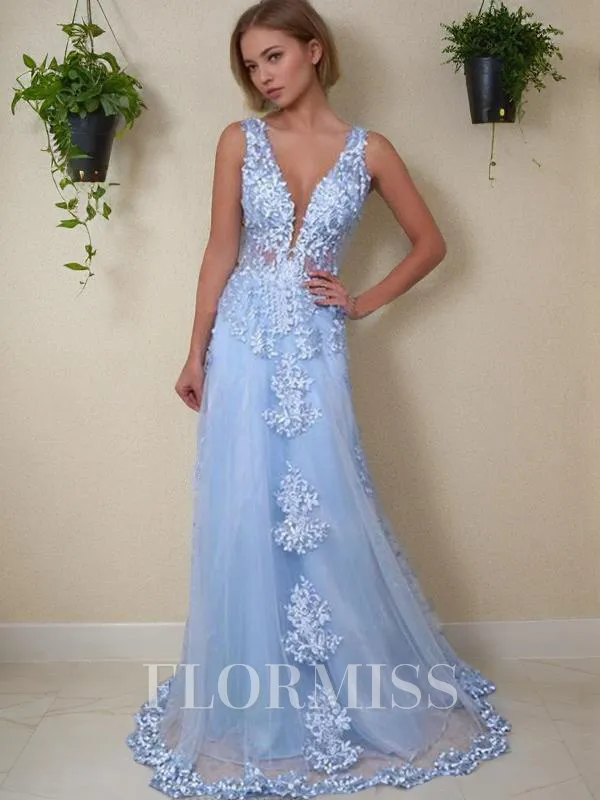 A-Line/Princess V-neck Floor-Length Tulle Prom Dress With Appliques Lace