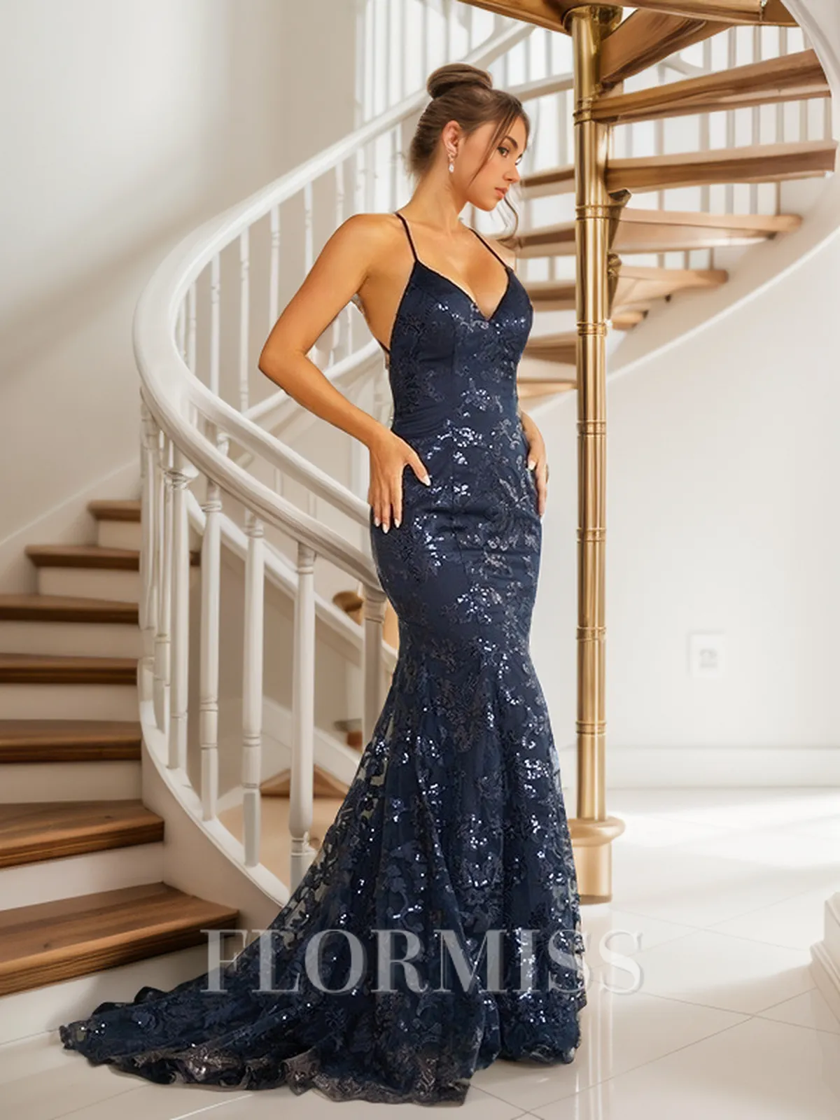 Mermaid V-neck Sequin Sweep Train Lace Porm Dress