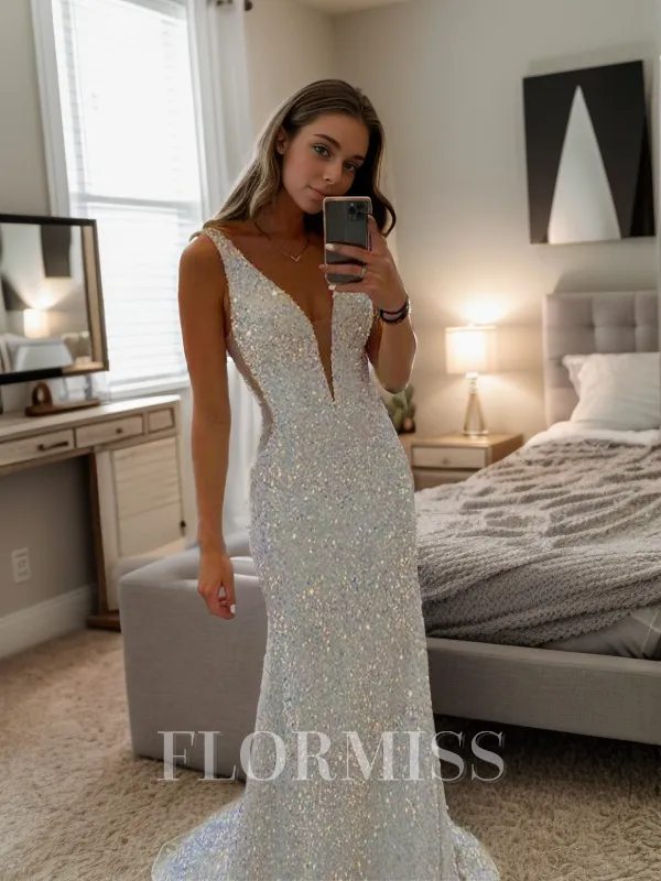 Sheath/Column V-neck Sleeveless Sweep/Brush Train Porm Dress