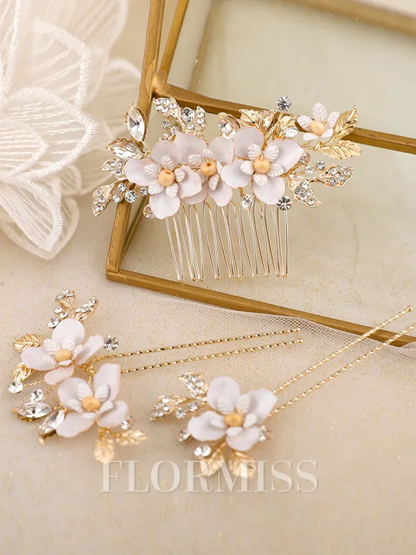 Exquisite Alloy With Rhinestone Combs & Barrettes