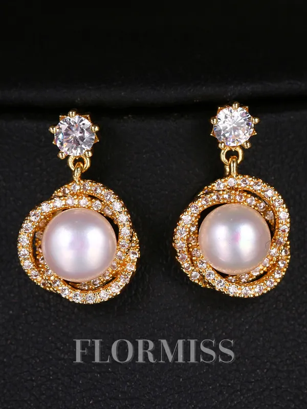 Sweet Alloy With Flower Earrings