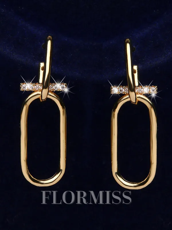 Graceful Metal With Rhinestone Earrings