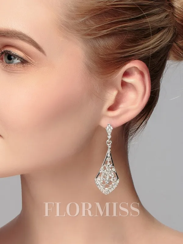 Luxurious Alloy With Imitation Pearl Earrings