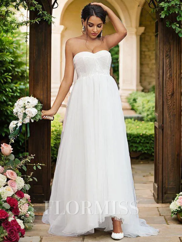 A-Line/Princess Tulle Ruffles Sweetheart Sleeveless Sweep Train Wedding Dresses