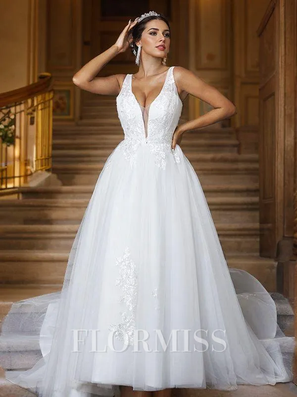 A-Line/Princess Tulle Applique V-neck Sleeveless Sweep Train Wedding Dresses