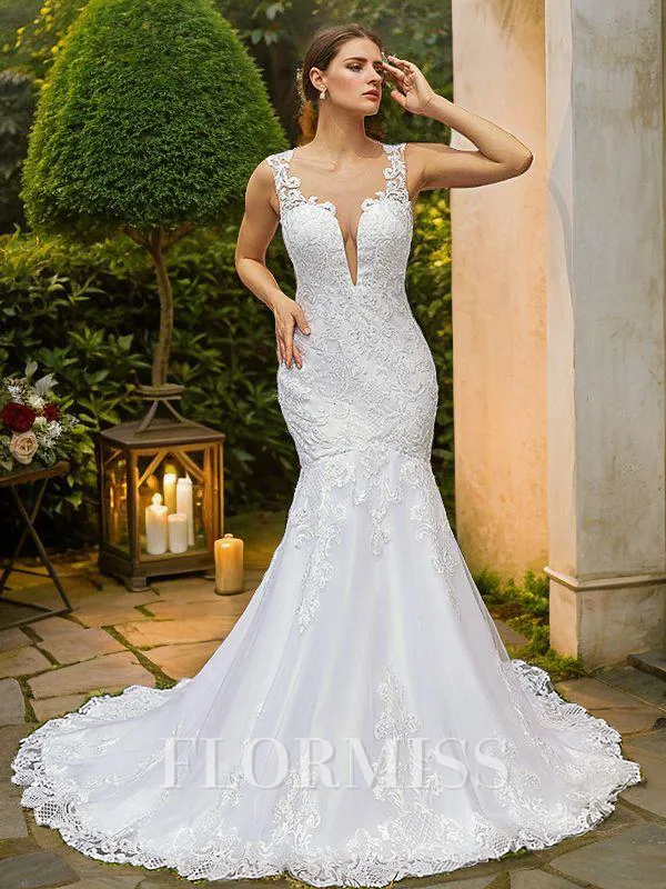 Trumpet/Mermaid Tulle Lace Scoop Sleeveless Court Train Wedding Dresses