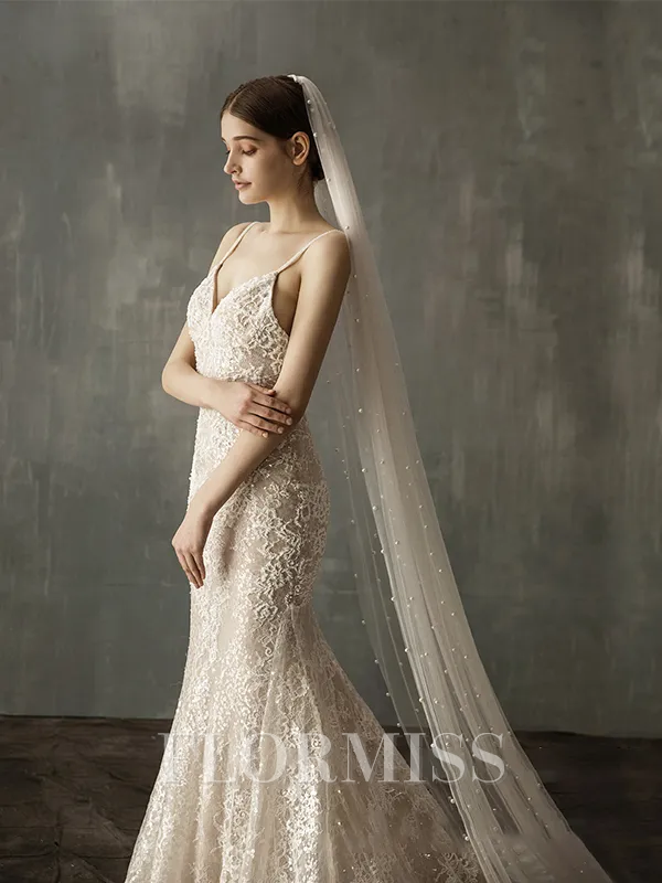 Gorgeous Tulle One-Tier Chapel Bridal Veils With Imitation Pearl