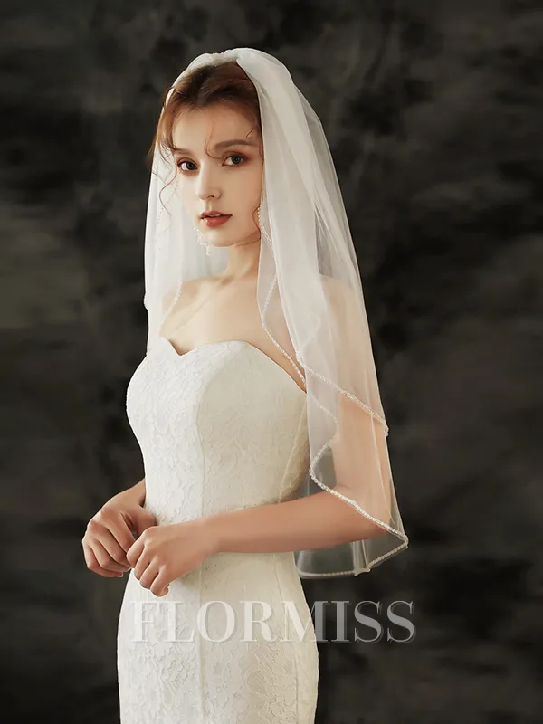 Delicate Tulle Two-Tier Elbow Bridal Veils