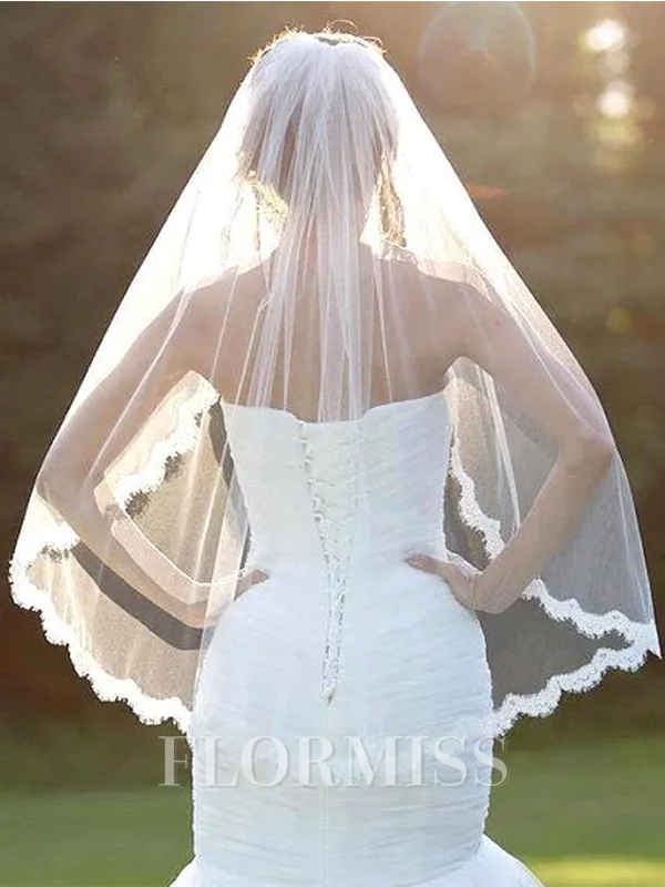 Beautiful Tulle With Lace Wedding Veils