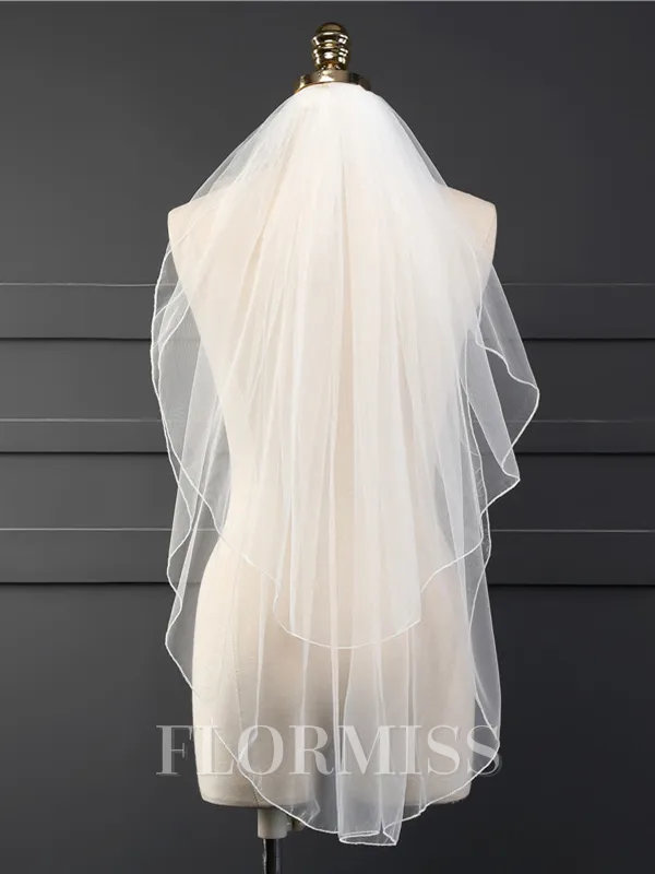 Pretty Tulle Wedding Veils