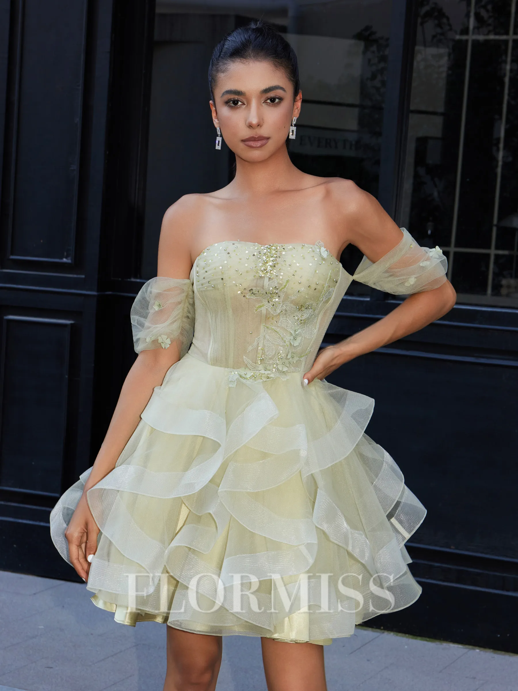 Ball-Gown Off-the-Shoulder Short Sleeves Beading Short/Mini Tulle Corset Homecoming Dress