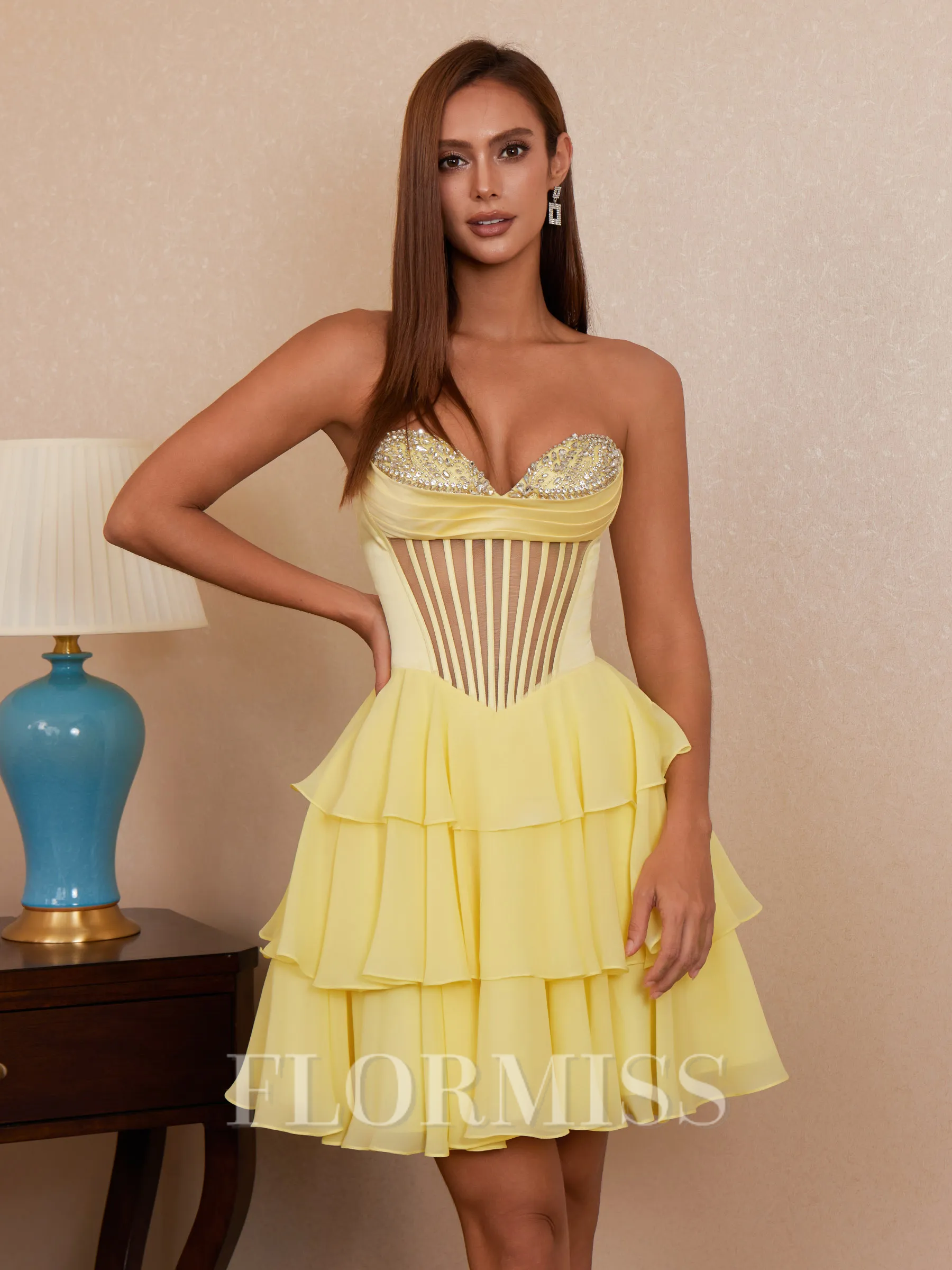 A-line Sweetheart Cascading Ruffles Short/Mini Chiffon Corset Homecoming Dress