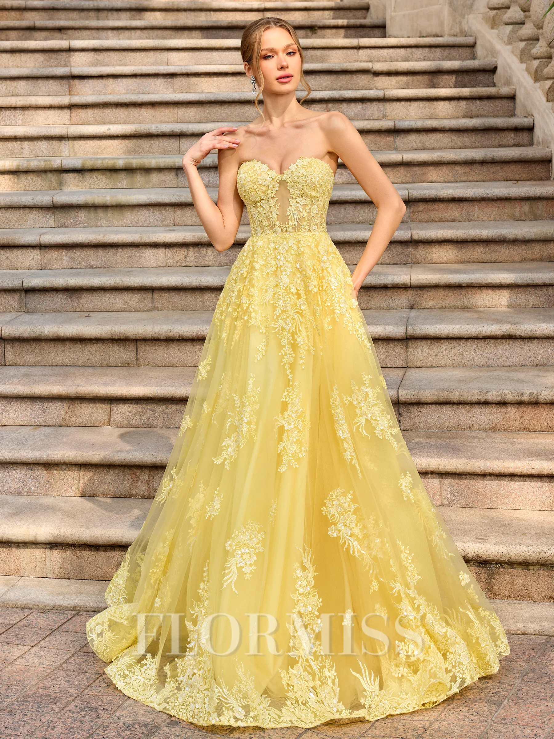 A-line Sweetheart Appliques Lace Floor-Length Tulle Corset Prom Dress