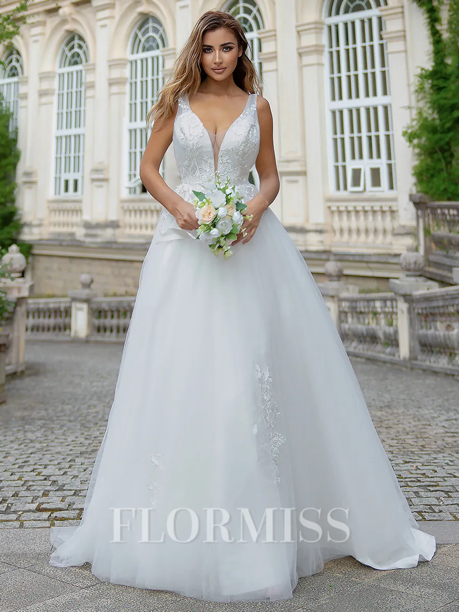 A-line/Princess Tulle V-neck Sleeveless Sweep Train Wedding Dress