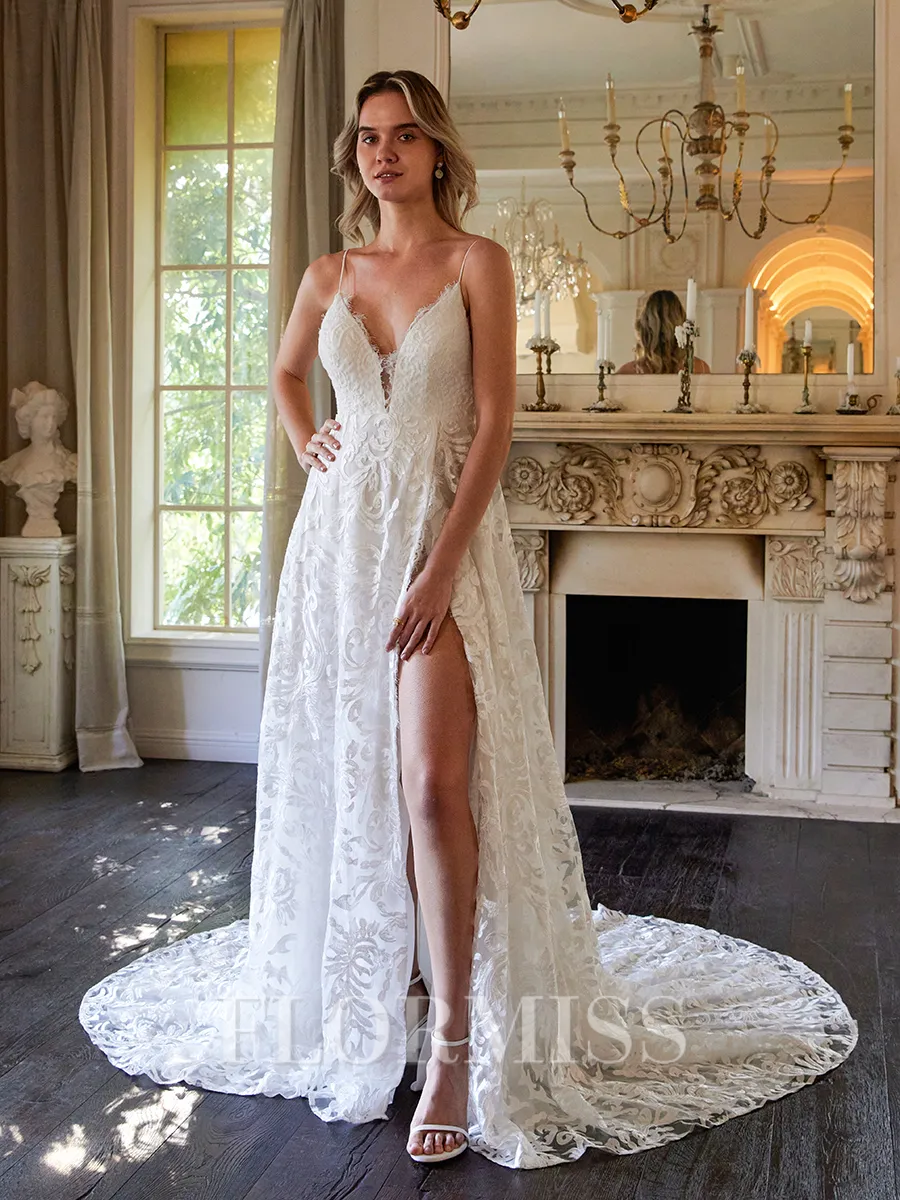 A-Line/Princess Lace V-neck Sleeveless Chapel Train Wedding Dresses