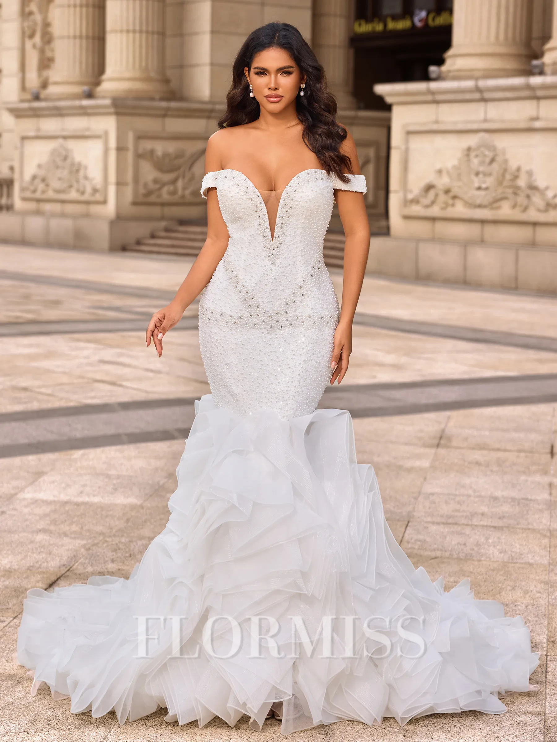 Trumpet/Mermaid Organza Off-the-Shoulder Sleeveless Chapel Train Wedding Dresses