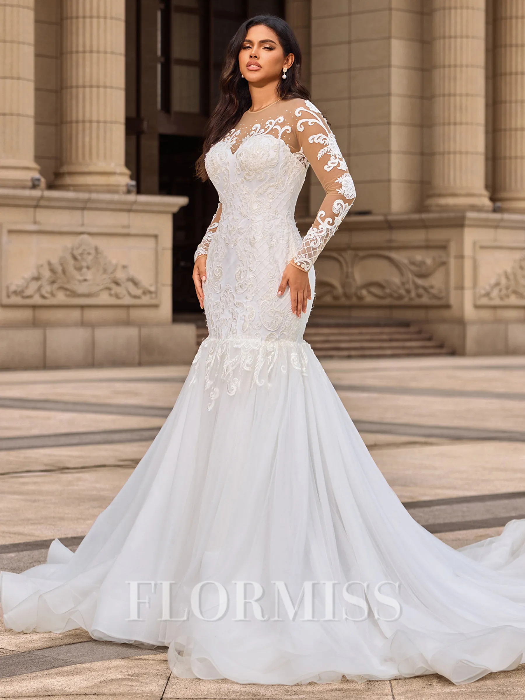 Trumpet/Mermaid Tulle Scoop Long Sleeves Cathedral Train Wedding Dresses