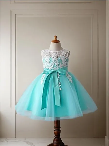 Ball Gown Scoop Knee-Length...