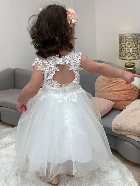 A-Line/Princess Scoop...