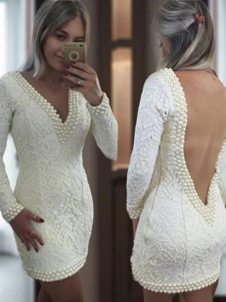 A-Line/Princess V-neck Short/Mini Lace Homecoming Dress With Pearls
