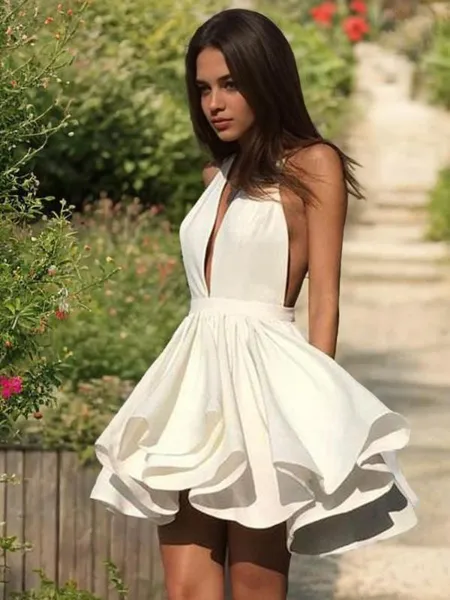 A-Line/Princess Halter Short/Mini Stretch Crepe Homecoming Dress With Cascading Ruffles
