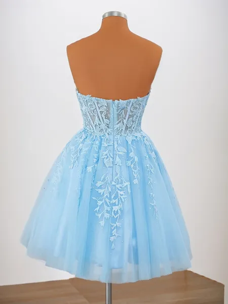 A-line Tulle Strapless...