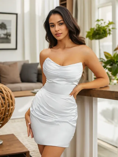 Sheath Strapless Pleated...