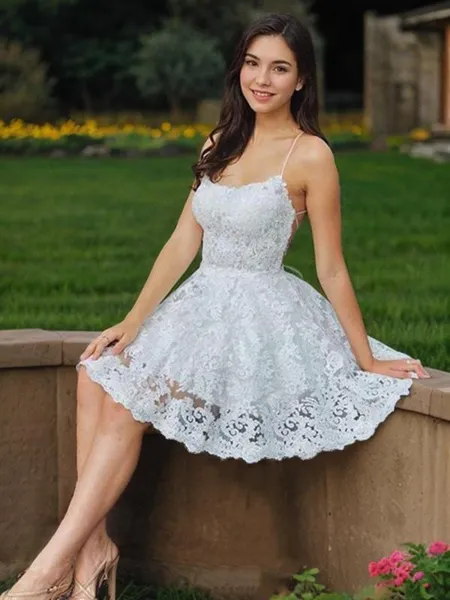 A-Line/Princess Spaghetti Straps Short/Mini Lace Homecoming Dress With Appliques Lace