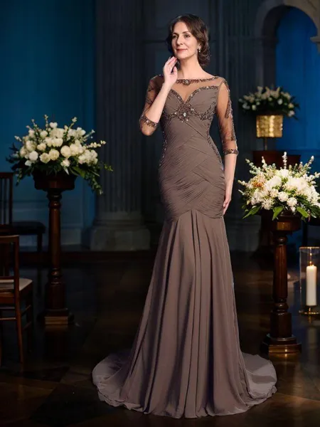 Sheath/Column Scoop Court...