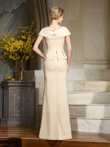 Sheath/Column V-neck...