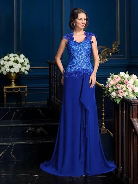 A-Line/Princess V-neck Sweep Train Chiffon Mother of the Bride Dresses With Appliques Lace