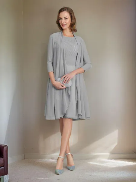 A-Line/Princess Scoop Knee-Length Chiffon Mother of the Bride Dresses With Ruffles