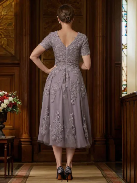 A-Line/Princess Scoop...