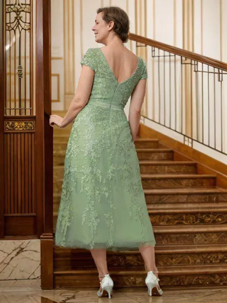 A-Line/Princess Scoop...