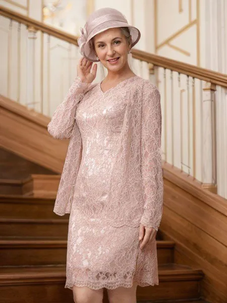 Sheath/Column V-neck Knee-Length Silk like Satin Mother of the Bride Dresses With Lace