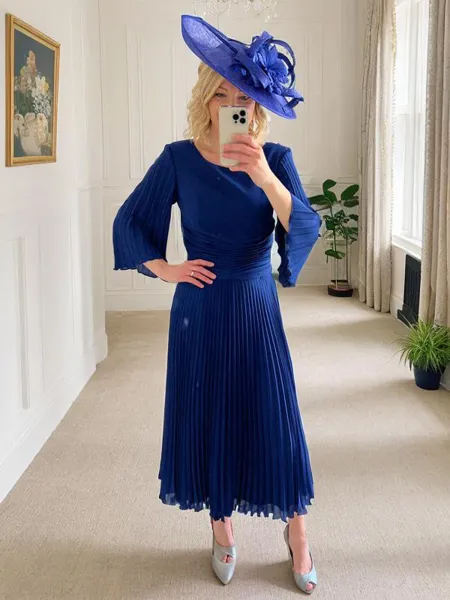 A-Line/Princess Scoop...