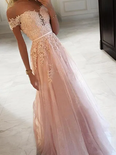 A-Line/Princess Off-the-Shoulder Floor-Length Tulle Prom Dress With Appliques Lace