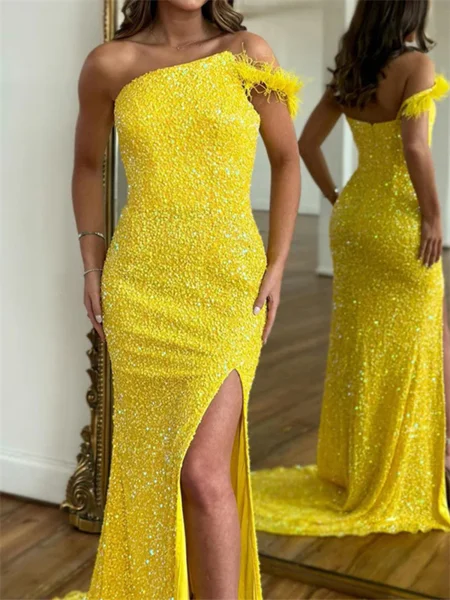 Sheath One-Shoulder Court...