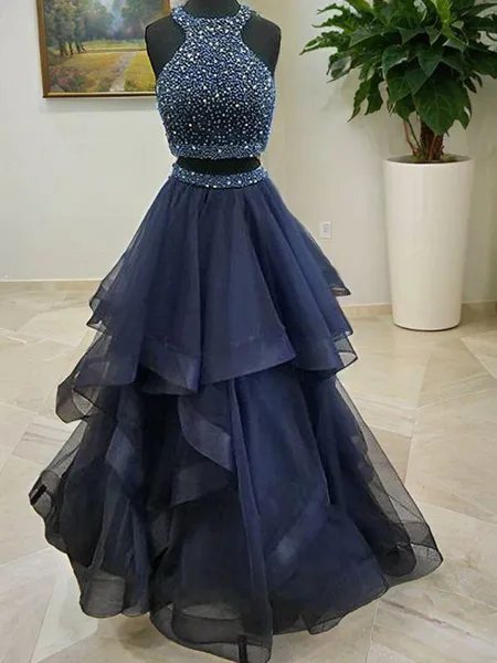 A-Line/Princess Halter Floor-Length Tulle Prom Dress