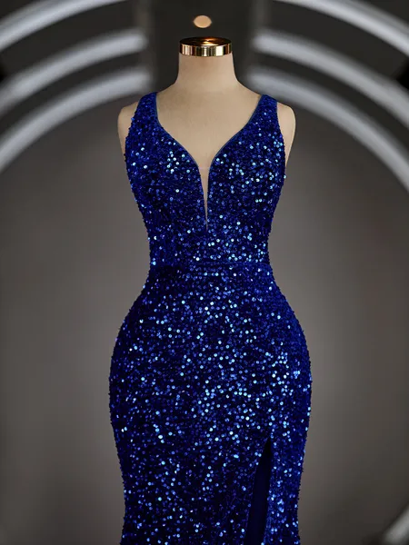 Sheath/Column V-neck Sweep...