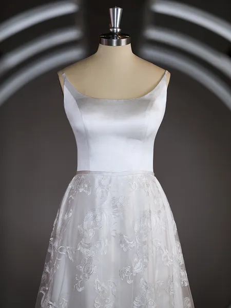 A-Line/Princess Square...