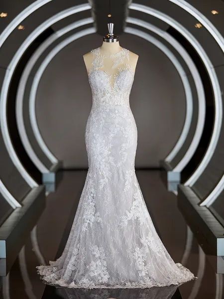 Sheath/Column Scoop Court Train Lace Wedding Dresses with Appliques Lace