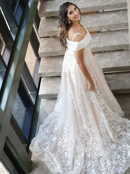 Ball Gown Sweetheart Court...