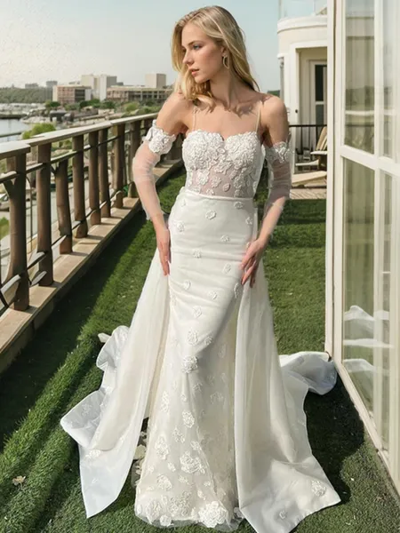 Sheath Spaghetti Straps Long Sleeves Appliques Lace Chapel Train Tulle Wedding Dress