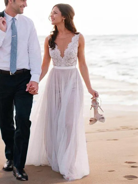 A-Line/Princess Scoop Sweep...